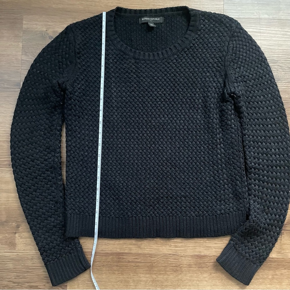 Banana Republic Black Crew Neck Sweater with Textured Knit - Size XS - Picture 2 of 9